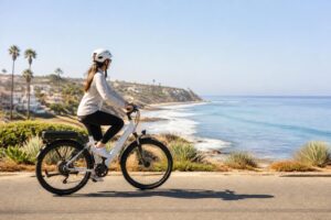 Leichte E-Bikes für Fahrer in Südkalifornien: Warum weniger Gewicht oft sinnvoller ist